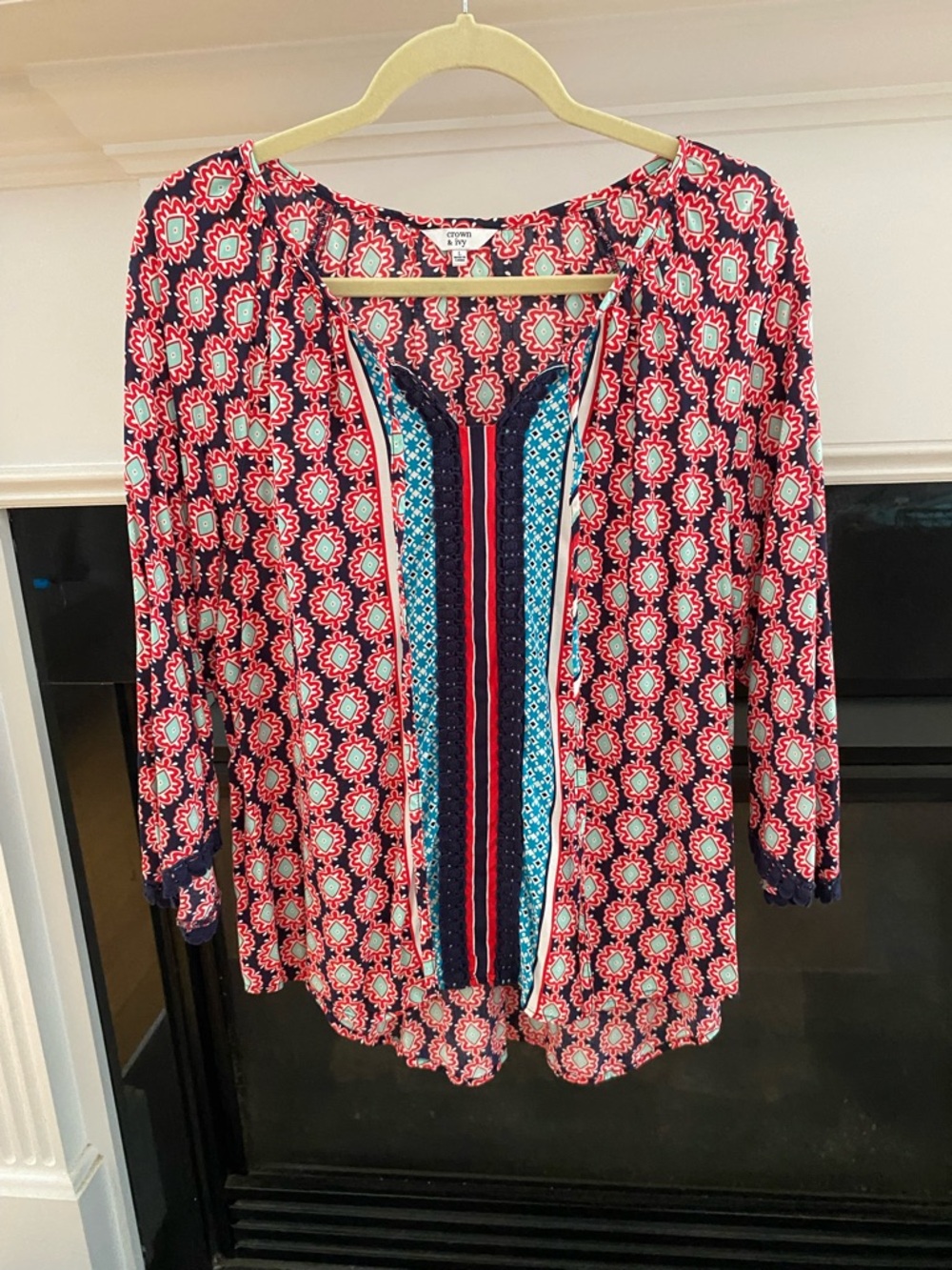 Crown & Ivy Red & Navy Printed Peasant Blouse